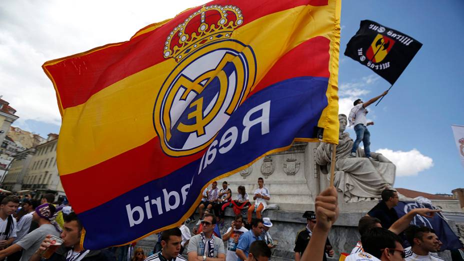 Torcedores do Real Madrid antes da final da Liga dos Campeões, em Lisboa