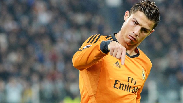 Cristiano Ronaldo comemora gol do Real Madrid no empate em 2 a 2 com a Juventus, em partida válida pela Liga dos Campeões