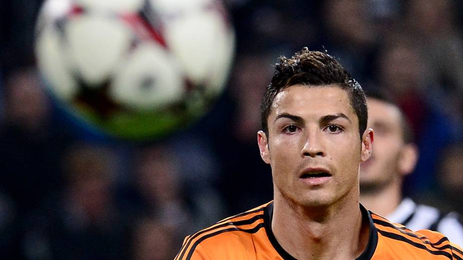 O Real Madrid de Cristiano Ronaldo ficou no empate em 2 a 2 com a Juventus, em partida válida pela Liga dos Campeões