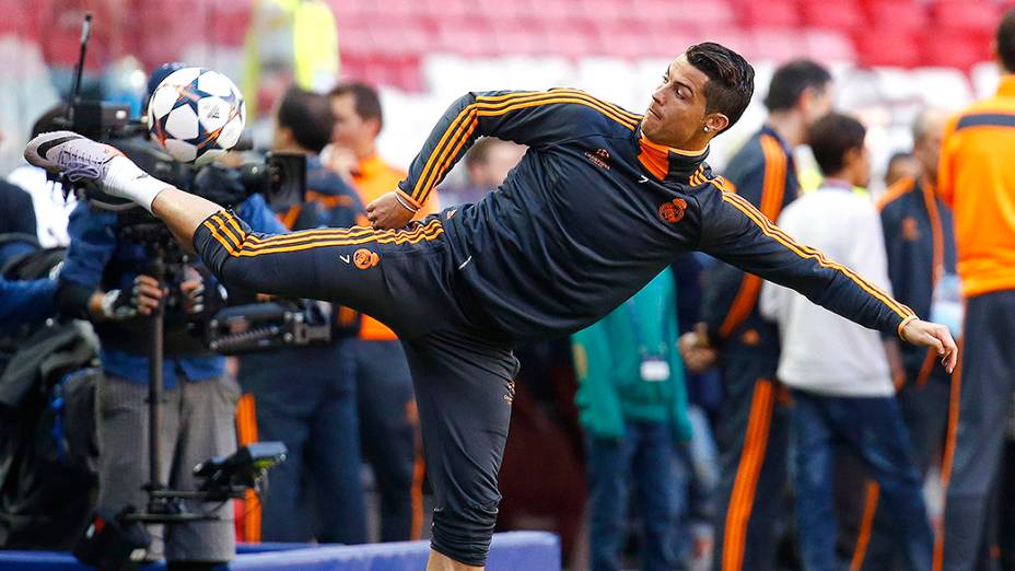 Cristiano Ronaldo durante sessão de treinos antes da final contra o Atlético de Madri, no estádio da Luz em Lisboa