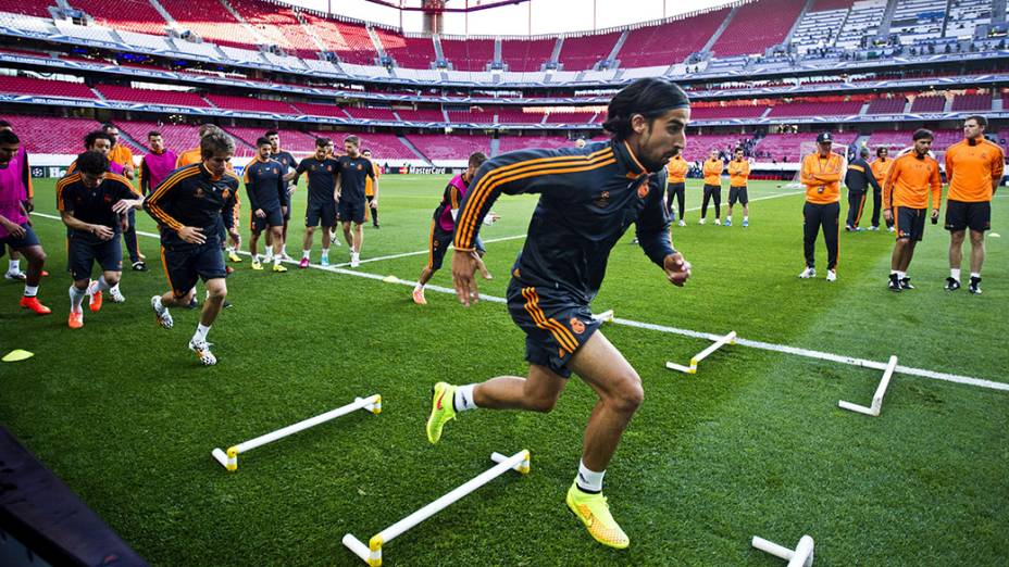 Jogadores do Real Madrid durante sessão de treinos antes da final da Liga dos Campeões, em Lisboa