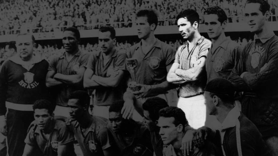 Nílton Santos (em destaque) com a selção brasileira na Copa de 1958