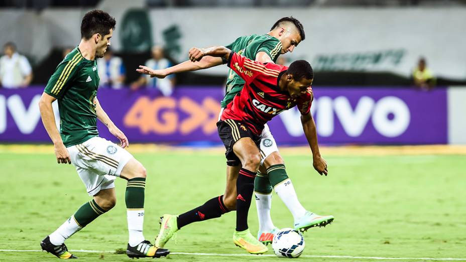 Lance no jogo entre Palmeiras e Sport, na estreia da Arena Palmeiras