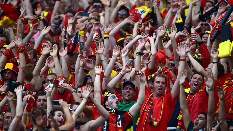 Torcida é fotografada no Macaranã, durante uma partida entre Rússia e Bélgica, pela Copa do Mundo de Futebol de 2014