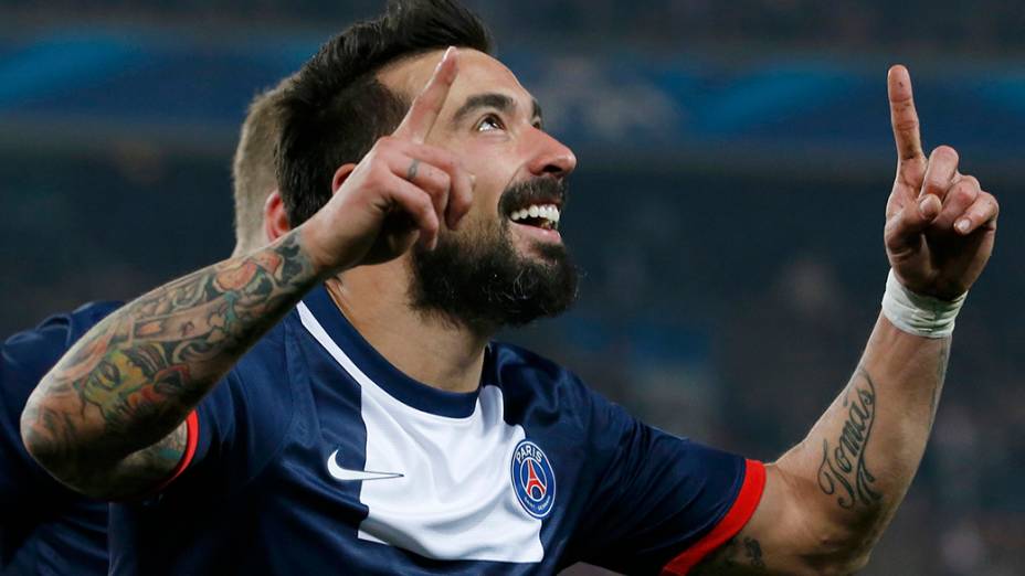 O argentino Lavezzi marcou o segundo gol da vitória do PSG