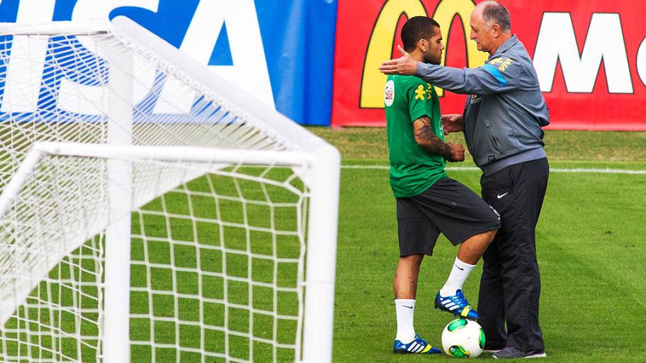 Felipão durante treino da Seleção Brasileira no estadio Sao Januario, no Rio de Janeiro