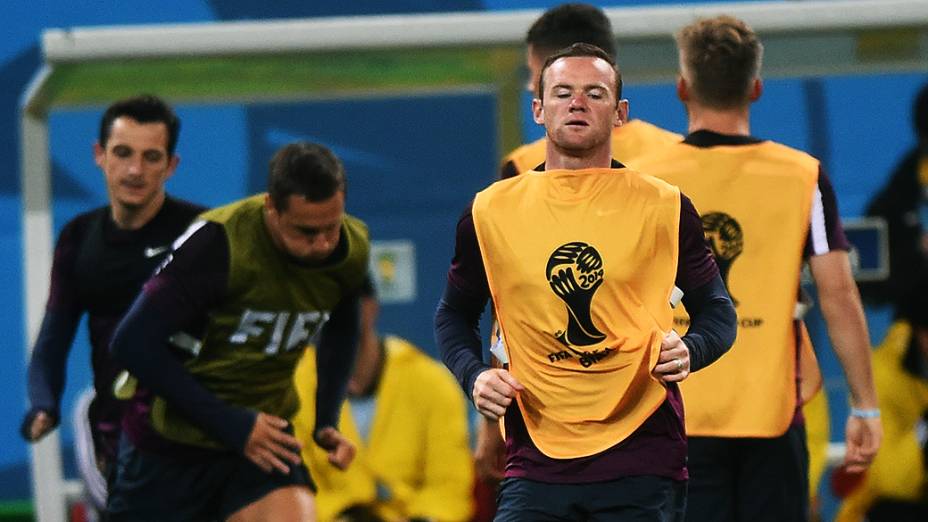 Wayne Rooney durante treino da seleção inglesa na véspera da partida contra a Uruguai no Itaquerão, em São Paulo