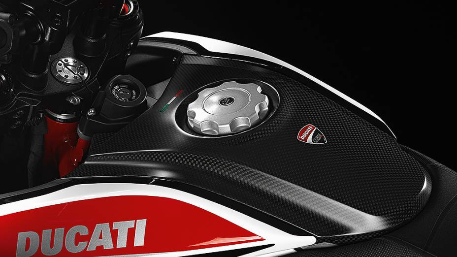 Ducati Hypermotard chega ao Brasil em três versões