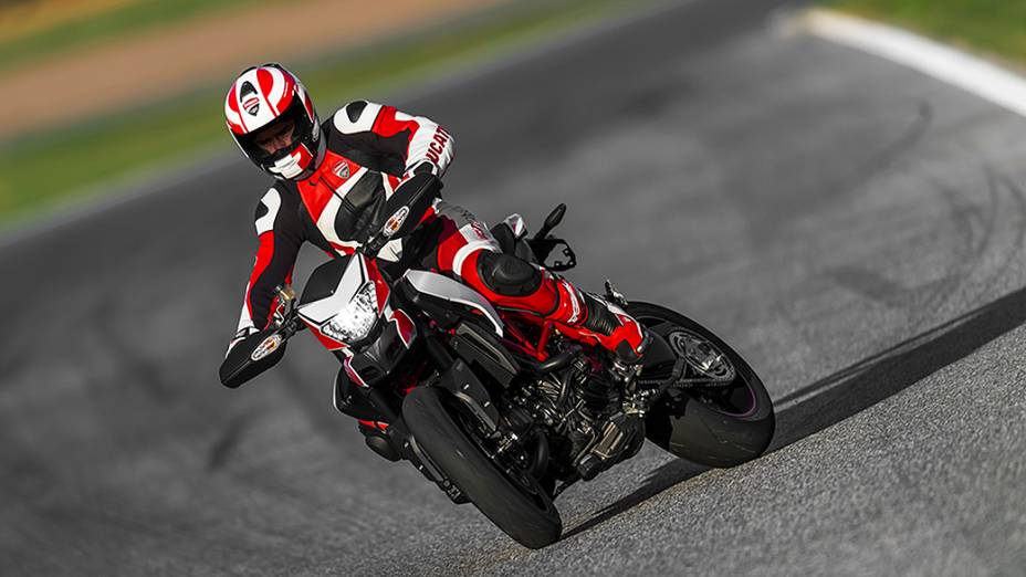 Ducati Hypermotard chega ao Brasil em três versões