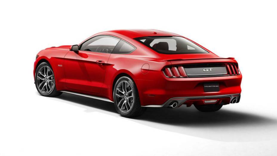 Mustang 2015 com motor V8 de 5.0 litros vai gerar 441 cv