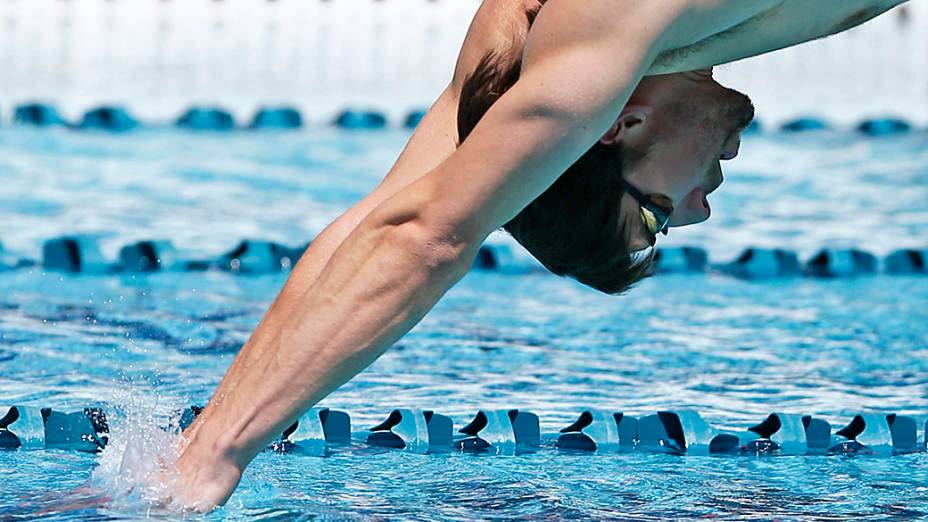 O nadador americano Michael Phelps volta às piscinas depois de quase dois anos afastado