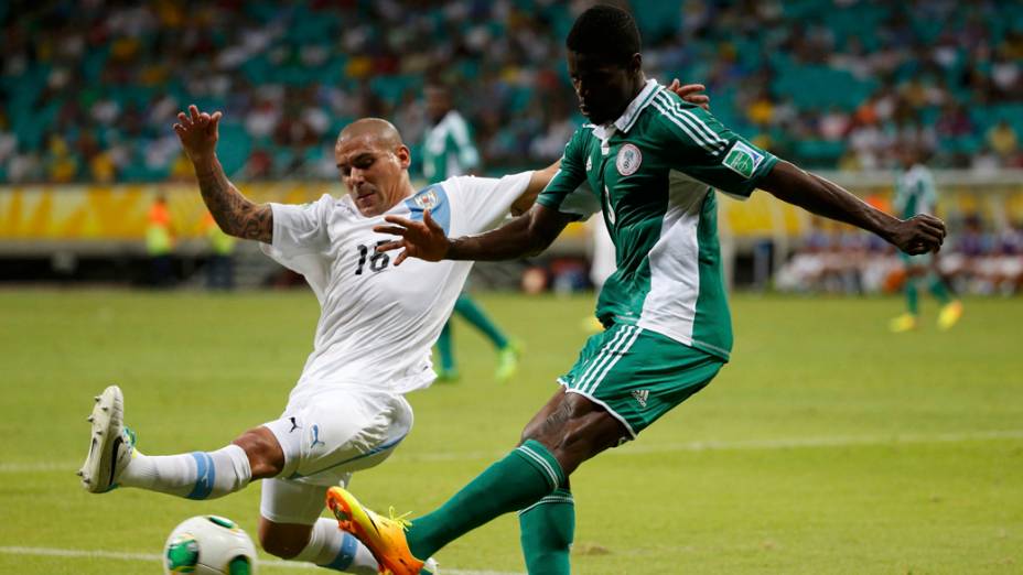 Partida entre Nigéria e Uruguai em partida válida pela Copa das Confederações nesta quinta-feira (20), em Salvador