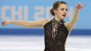 Isadora Williams na prova de patinação artística em Sochi