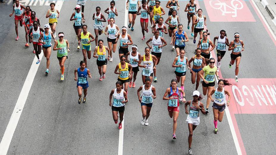 Largada feminina na 89ª Corrida de São Silvestre