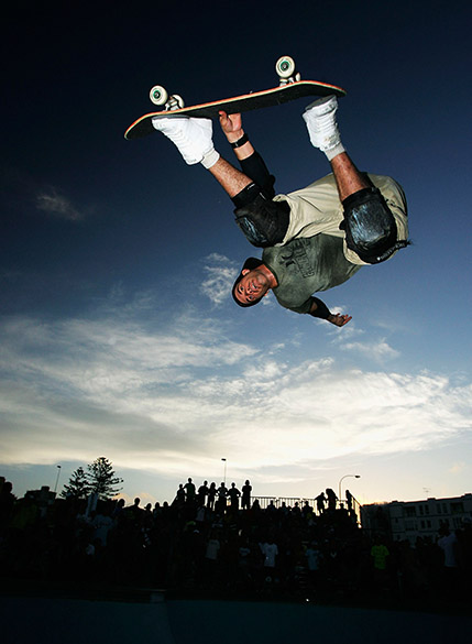 Bob Burnquist faz uma manobra em uma pista de Sidney, na Austrália em 2007