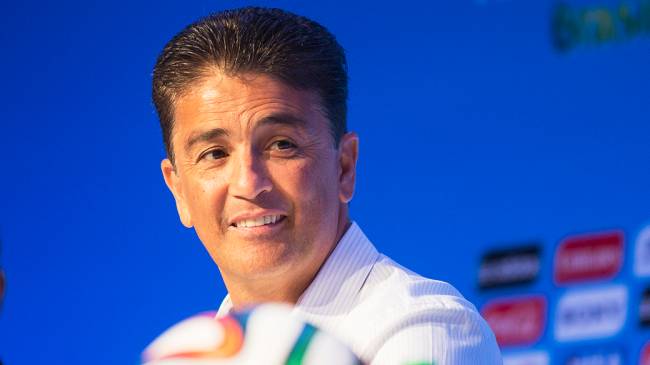 Bebeto na coletiva de imprensa com ex-jogadores brasileiros, na Costa do Sauípe