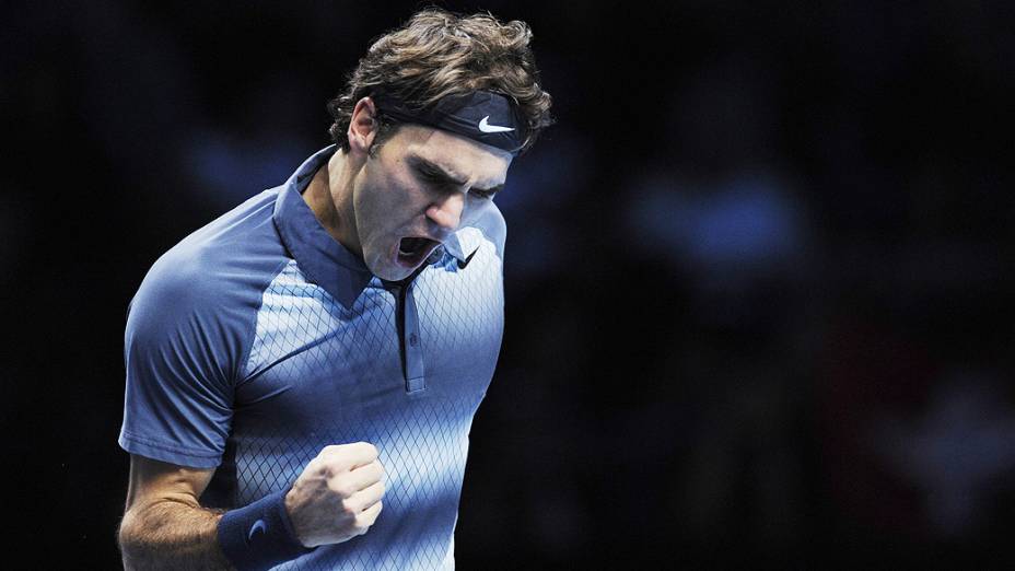 Roger Federer vence Del Potro e avança para as semifinais do ATP Finals, em Londres