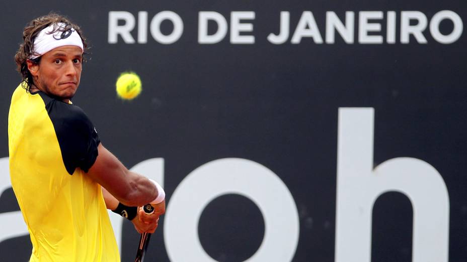 O tenista João Feijão durante partida contra Facundo Bagnis no Rio Open