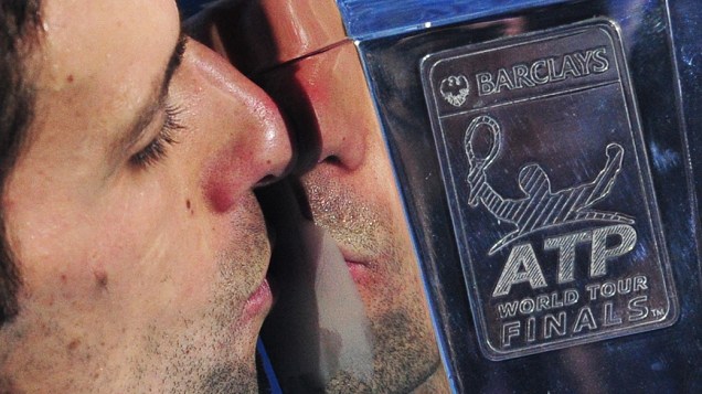 Novak Djokovic vence Rafael Nadal e conquista o ATP Finals, em Londres