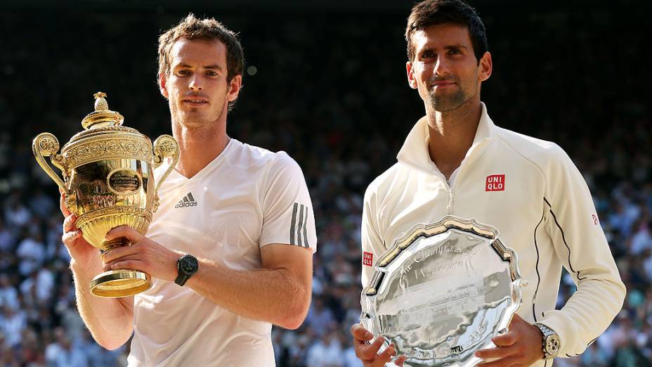 Andy Murray vence o sérvio Novak Djokovic e conquista o torneio de Wimbledon