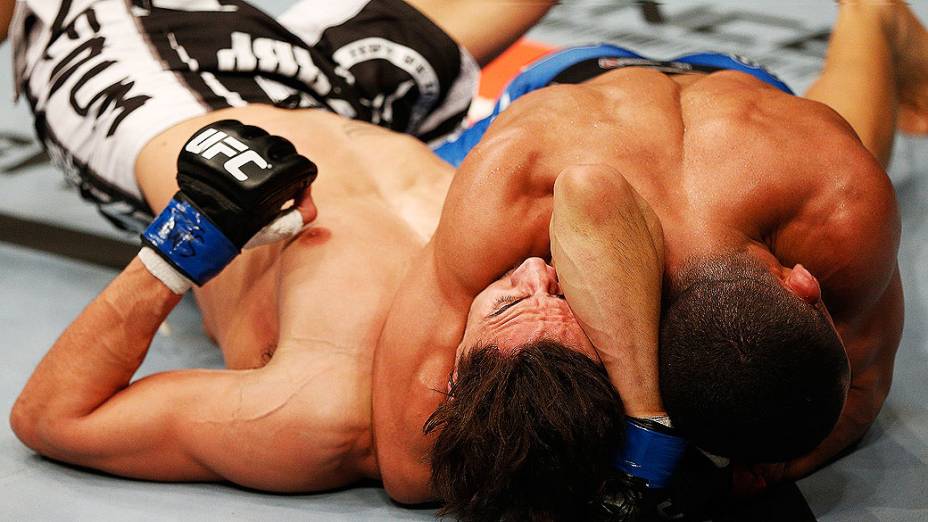 Brasileiro Diego Brandão vence o americano Pablo Garza pelo UFC Suécia, em Estocolmo