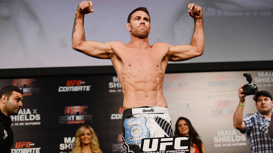 Jake Shields durante a pesagem do UFC em Barueri