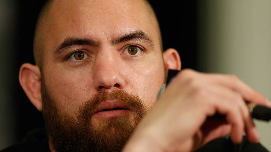 Travis Browne durante entrevista coletiva do UFC 168 em Las Vegas