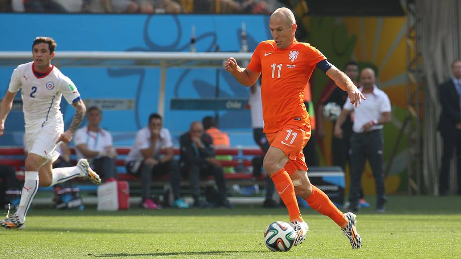 O holandês Arjen Robben durante o jogo contra o Chile no Itaquerão, em São Paulo