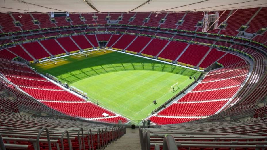 Últimos preparativos no Estádio Nacional de Brasília Mané Garrincha para a abertura da Copa das Confederações, no sábado, entre Brasil e Japão