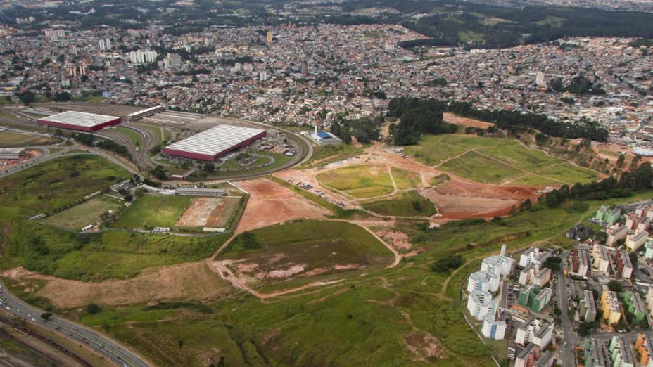 Terreno onde será construído o Estádio do Corinthians, mais conhecido como Itaquerão, São Paulo (SP)
