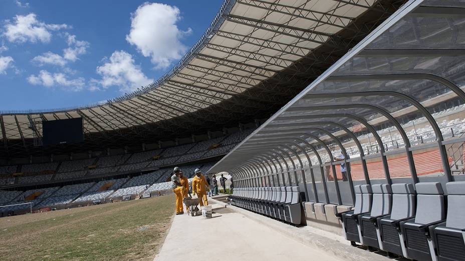 Mineirão passa por últimos retoques antes de entrega das obras, em 13/12/2012