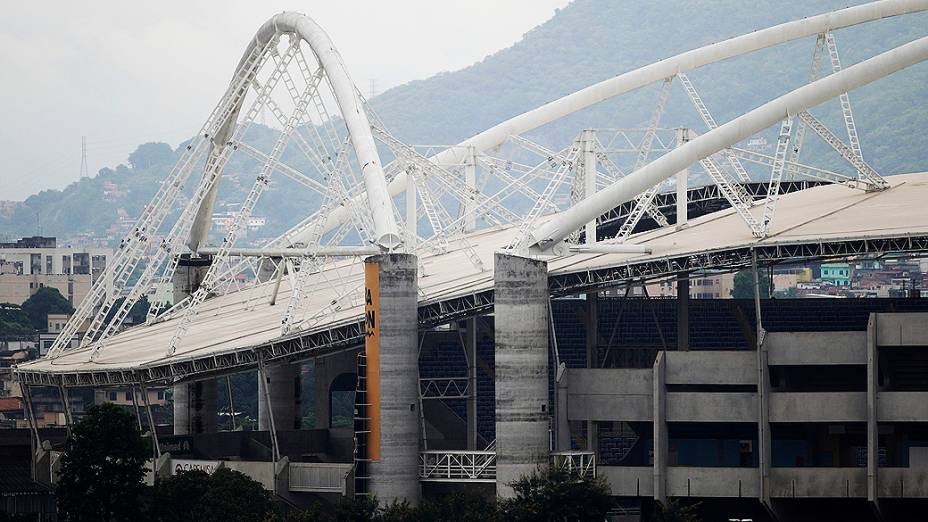 Estádio do Engenhão é interditado por problemas estruturais