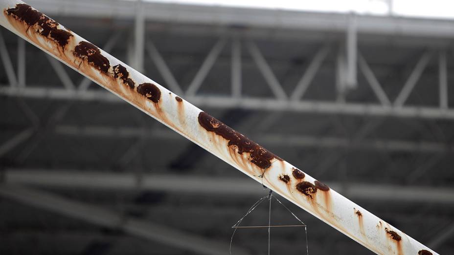 Estádio do Engenhão é interditado por problemas estruturais