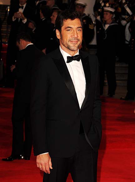Javier Bardem no tapete vermelho durante estreia mundial do filme "007 - Skyfall" em Londres