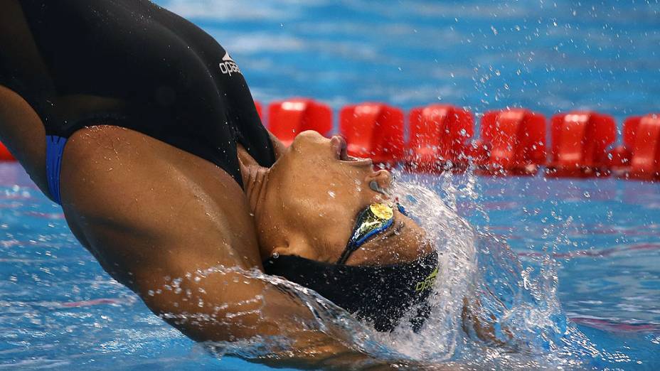 Etiene Medeiros durante o Campeonato Mundial FINA em Piscina Curta no Hamad Aquatic Centre. 06 de dezembro de 2014, Doha, Catar