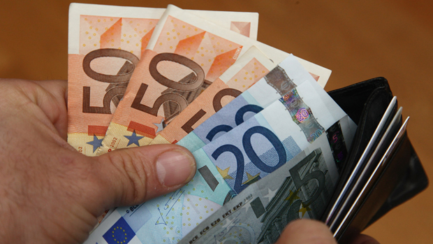 Notas de euro para o tema crise do euro