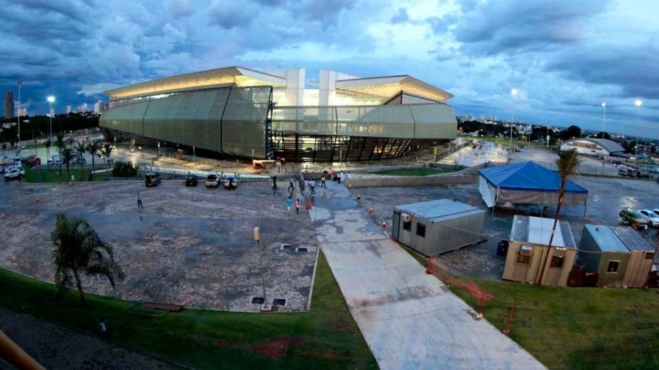 A Arena Pantanal, em Cuiabá, horas antes de seu primeiro jogo, entre Mixto e Santos