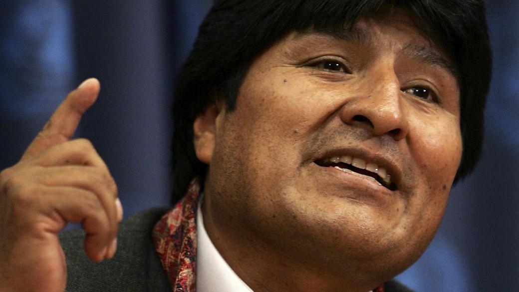 O presidente da Bolívia, Evo Morales, em entrevista coletiva na sede da ONU, em Nova York, em 2006