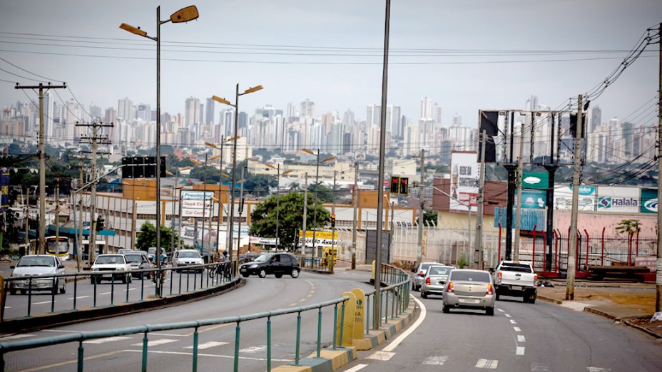 Expedição Veja passa por Goiânia, rumo à Brasília