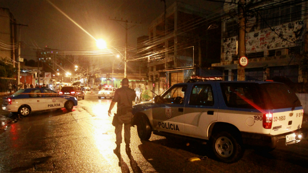 O local da tragédia em Madureira: um morto, dezenas de feridos em atropelamento e detonação de explosivo