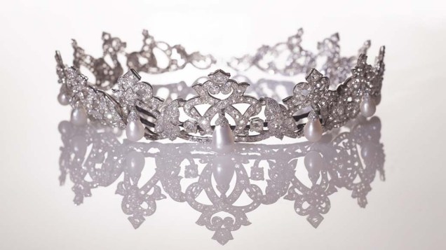 Diadema em platina e ouro branco da Maison Cartier da Princesa Charlotte, usada pela Princesa Grace de Mônaco no Baile do Centenário em 1966