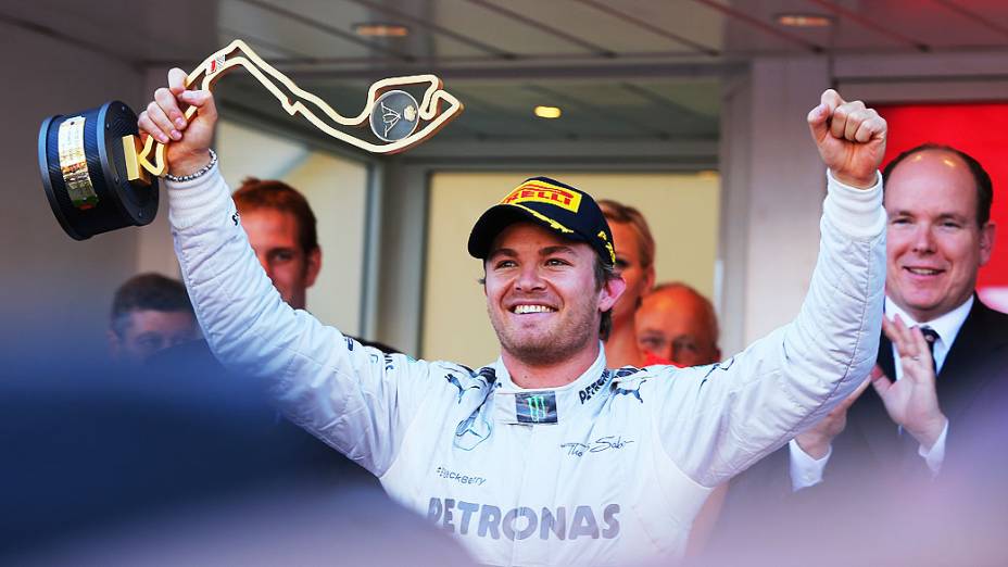 Nico Rosberg da Alemanha e da Mercedes comemora após vencer GP de Mônaco