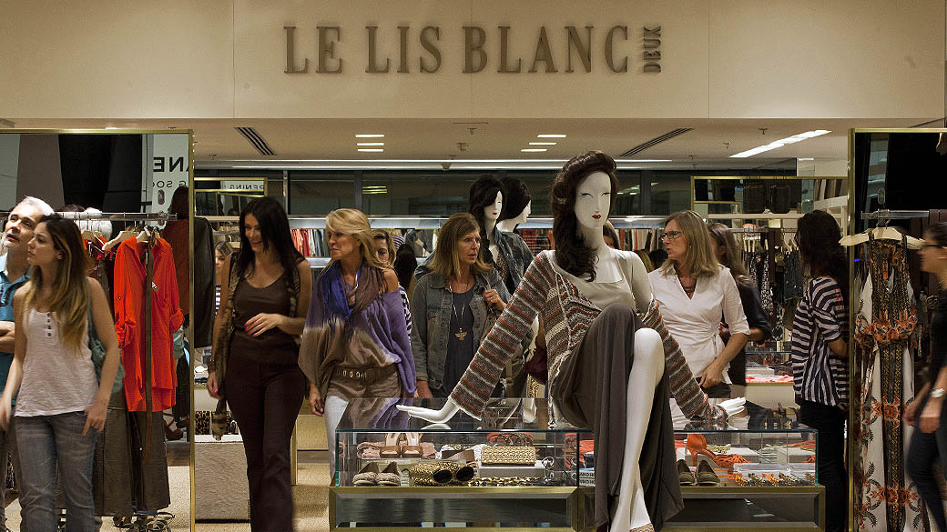 Restoque, dona da Le Lis Blanc, comprou a Dudalina, controlada pelos fundos de private equity Warburg Pincus e Advent