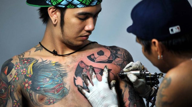 Acontece em Manila, nas Filipinas, a feira anual de tatuagens Dutdutan X, que reúne tatuadores, artistas e entusiastas