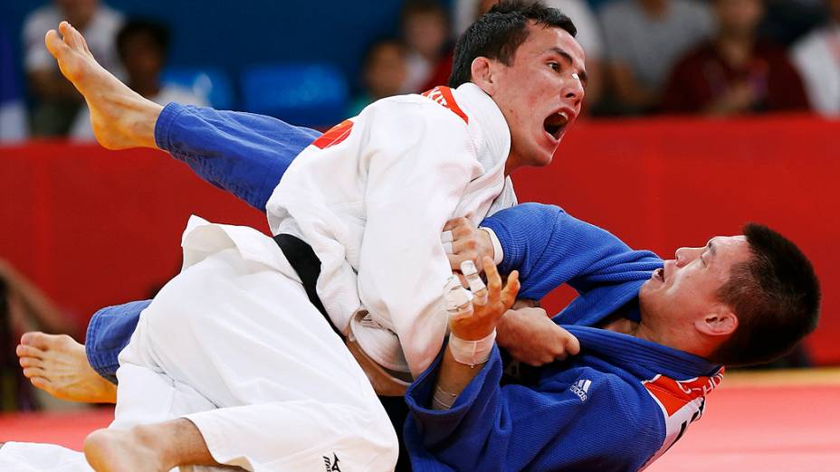 Brasileiro Felipe Kitadai vence sul-coreano na repescagem, em 28/07/2012