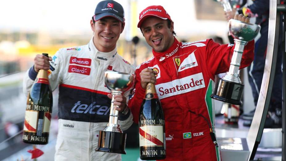 Felipe Massa (à dir.) terminou em segundo lugar, na frente do japonês Kamui Kobayashi