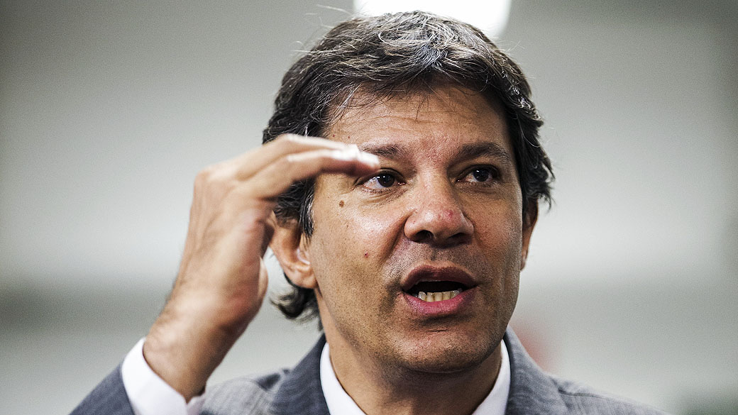 O prefeito de São Paulo, Fernando Haddad durante coletiva de imprensa