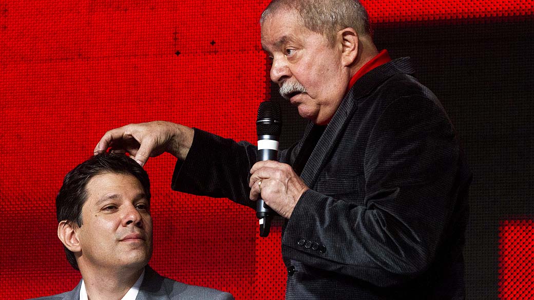Fernando Haddad e Lula. Ex-presidente elegeu seu candidato em São Paulo, mas outras apostas foram mal no restante do país