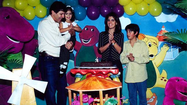 Fernando Haddad e família durante aniversário de sua filha