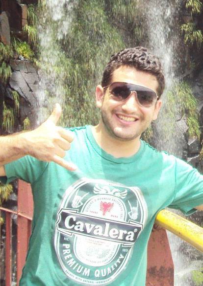 Fernando Pellin: 23 anos, natural de Santo Augusto (RS), trabalhava na Caixa Econ&ocirc;mica Federal, em Sarandi. Retornava das primeiras f&eacute;rias ap&oacute;s a contrata&ccedil;&atilde;o na Caixa. Havia sa&iacute;do com o amigo Miguel May, que tamb&eacute;m morreu no inc&ecirc;ndio